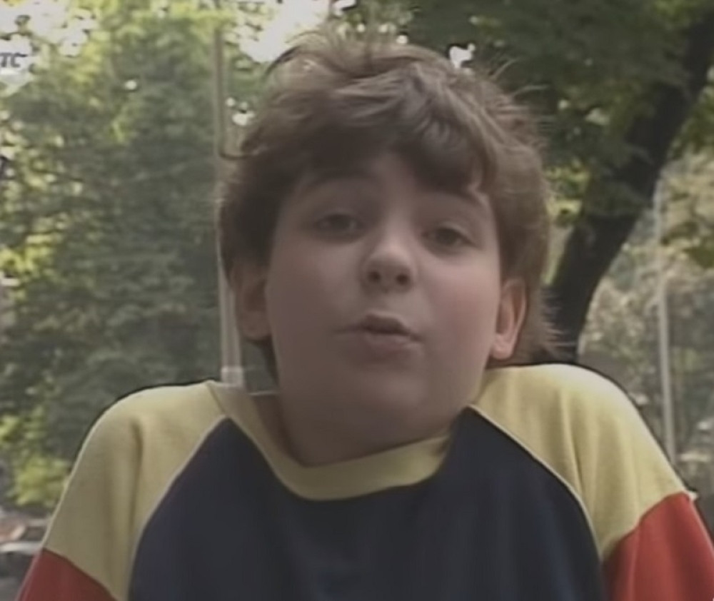 Malog Zlatka ste obožavali u seriji "Metla bez drške", a evo kako danas izgleda! (FOTO)