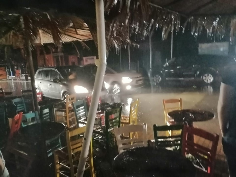 Nevreme razorilo Grčku, haos ide ka Italiji i Španiji, JEDAN deo naše zemlje najugroženiji!