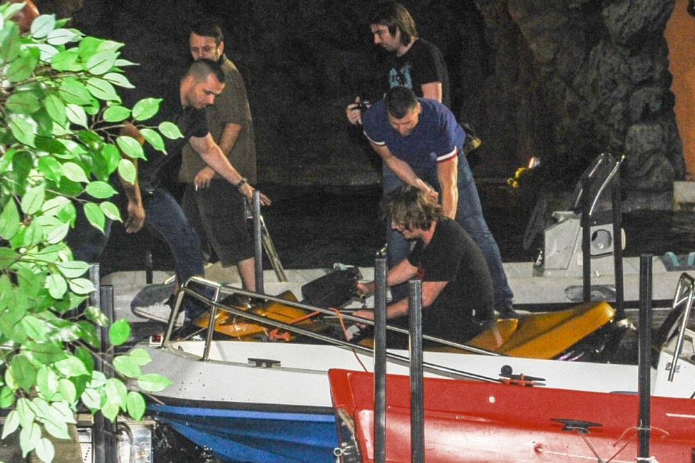 Otkrivena ISTINA o najvećem INCIDENTU na žurki Zadruge: Čovek odjednom upao u vodu! Ovo niko nije video (VIDEO)