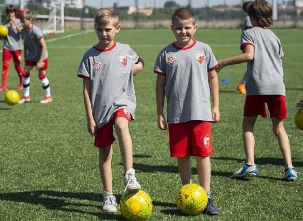 Ivan i Đorđe trenirali sa vršnjacima (VIDEO)