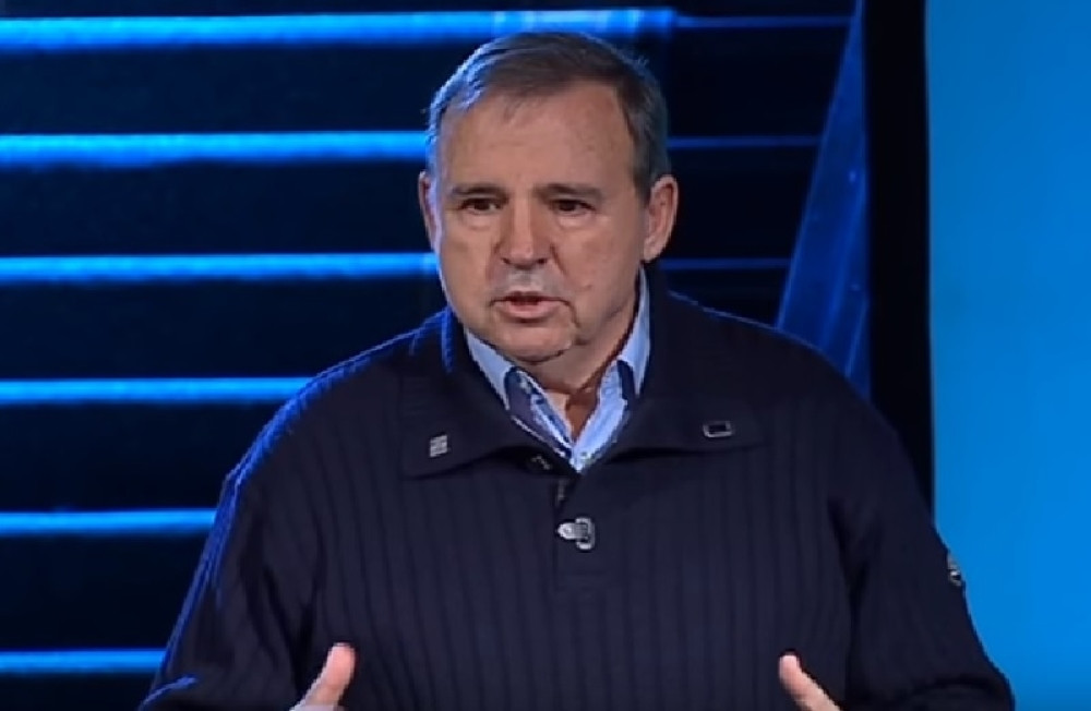 Predsednik mu omogućio da živi od RTS, ali reditelju ni predsednik ni država ne valjaju