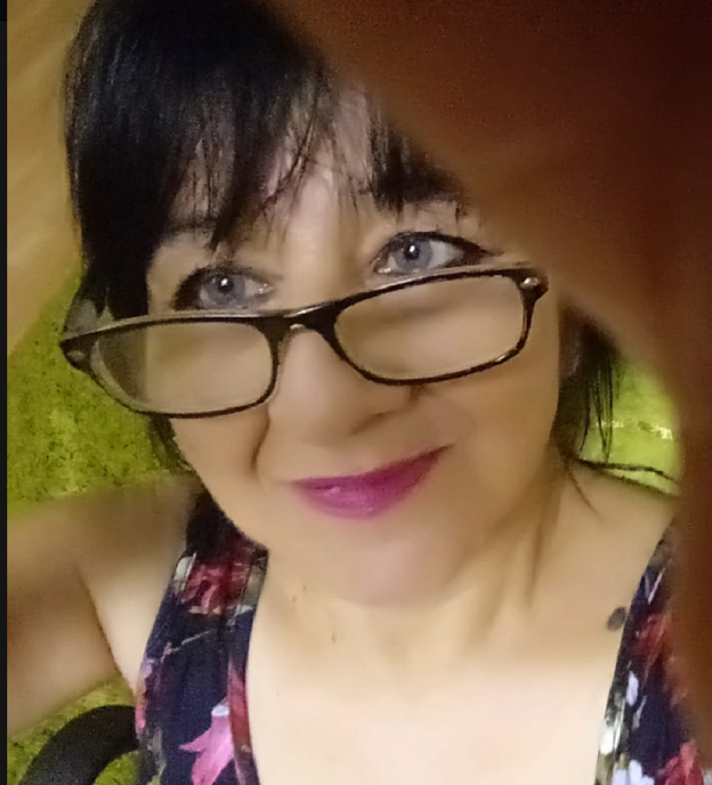 Desanka sedela sa Petrom u kafiću, izbila je svađa! Počeo je da je juri po autobuskoj stanici, a onda je bez milosti iskasapio usred Pančeva!