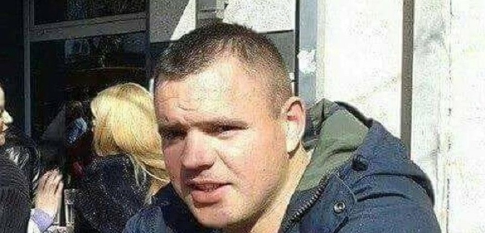 Branko izudarao devojku (25) koja je pokušala da odbrani svoju majku od njega! (FOTO)