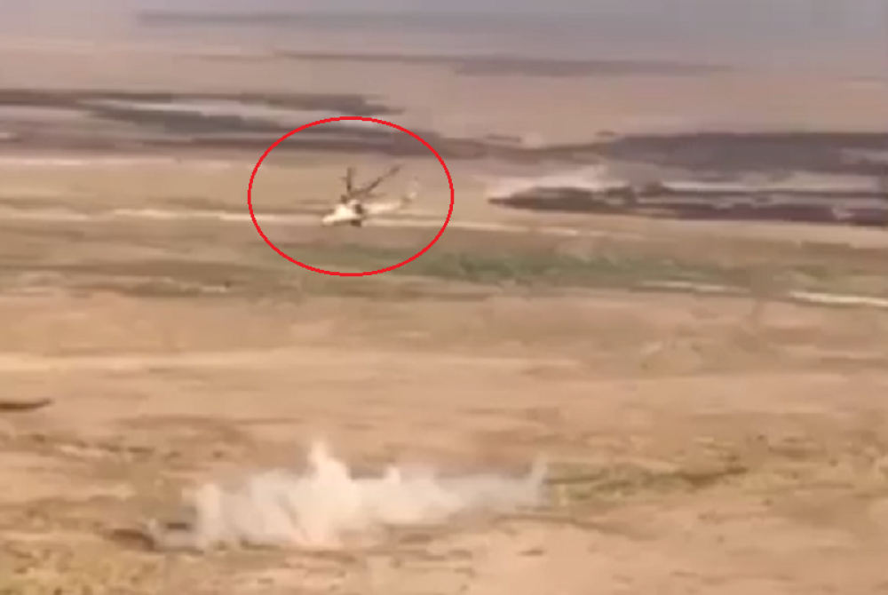 Pogledajte kako irački helikopter RASTURA teroriste i njihove pacovske rovove i skloništa! (VIDEO)