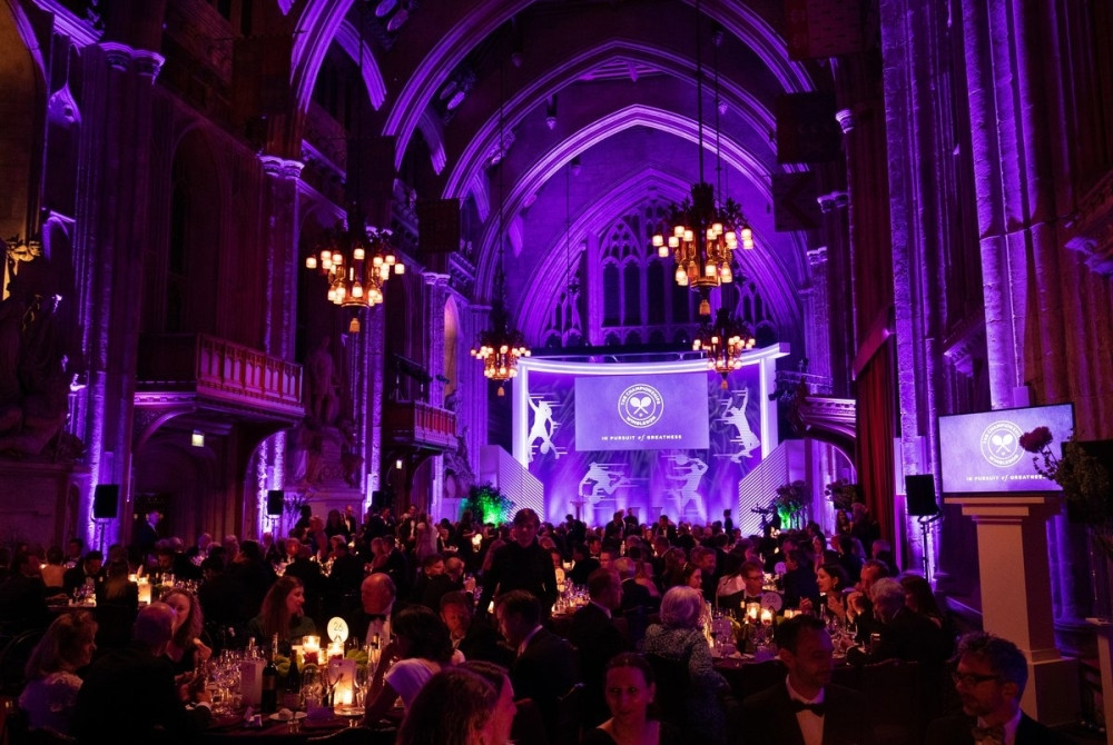 Novak i Simona Halep razbili autfitom na večeri u čast šampiona Vimbldona! (VIDEO + FOTO)