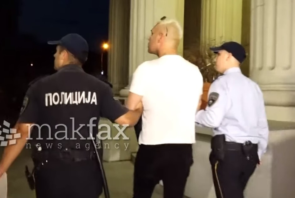 Boki 13 sa LISICAMA na rukama odveden iza rešetaka! Pao zbog reketa od 8.000.000 EVRA! (VIDEO)