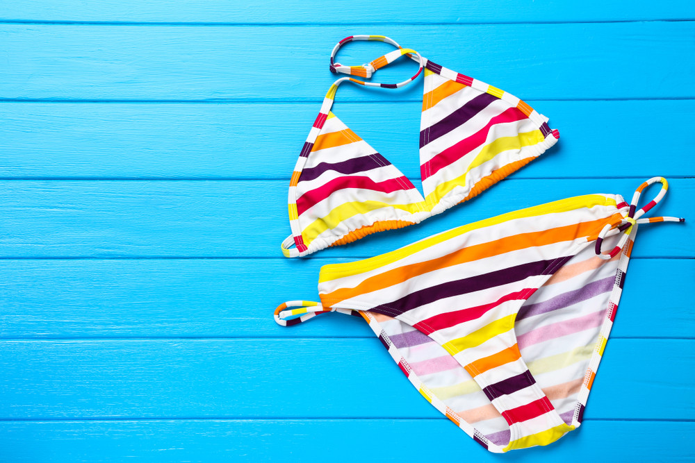 Ceo život ste pogrešno prale KUPAĆI KOSTIM! Ovo je jedini pravilni način!