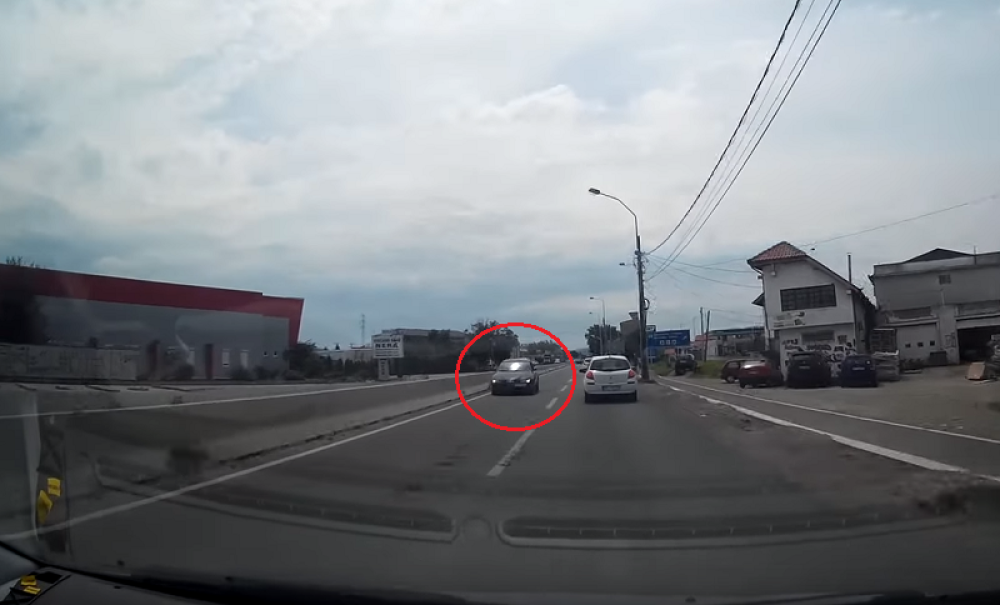 Za dlaku izbegnuta TRAGEDIJA! Zastrašujući prizor na Zrenjaninskom putu (VIDEO)