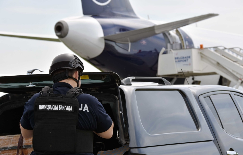 Vukao dva kofera sa 2.000 kubanskih tompusa, a ono što je rekao kada je uhvaćen NIKO NIJE OČEKIVAO