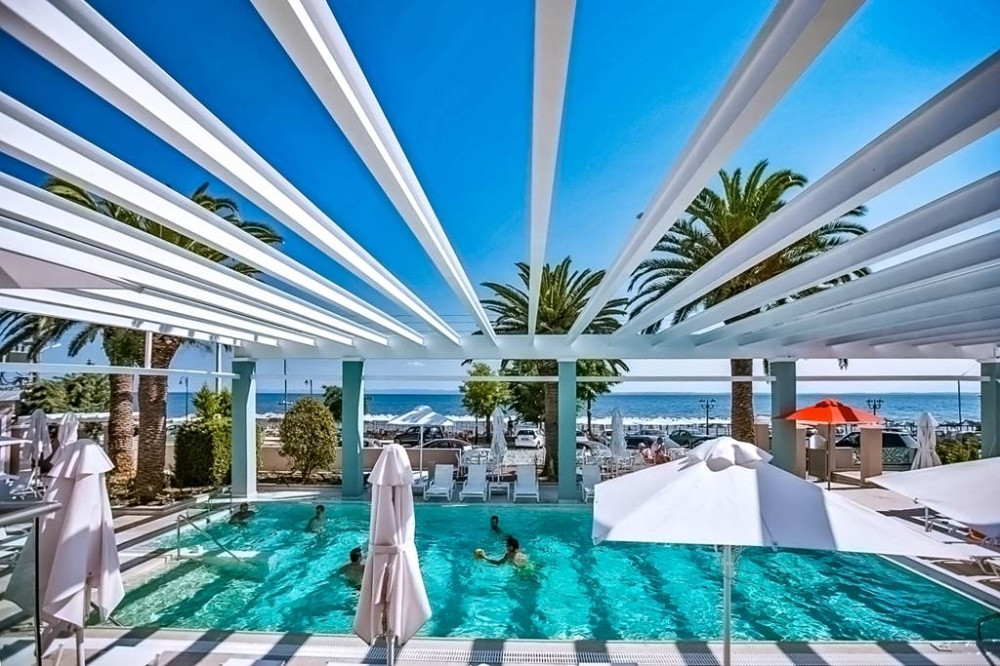 LUKSUZ U GRČKOJ PO NAJPOVOLJNIJIM CENAMA!