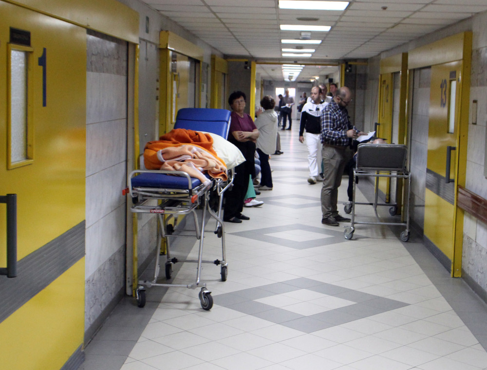 U dahu ugašene TRI GENERACIJE: Toliko se radovala njenoj sreći, a sad nema NI MAJKE NI BEBE!