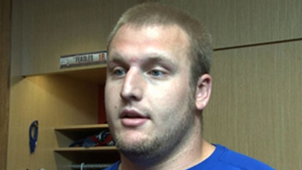 Veliki šampion i osvajač Super Boula iznenada preminuo! Srčani udar ga pokosio ispred prodavnice! (VIDEO + FOTO)