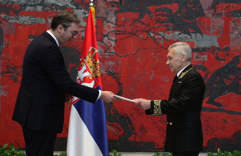 Svetske sile šalju u Srbiju 5 velikih igrača! Jedan od njih će zabiti glogov kolac u srce Prištine!