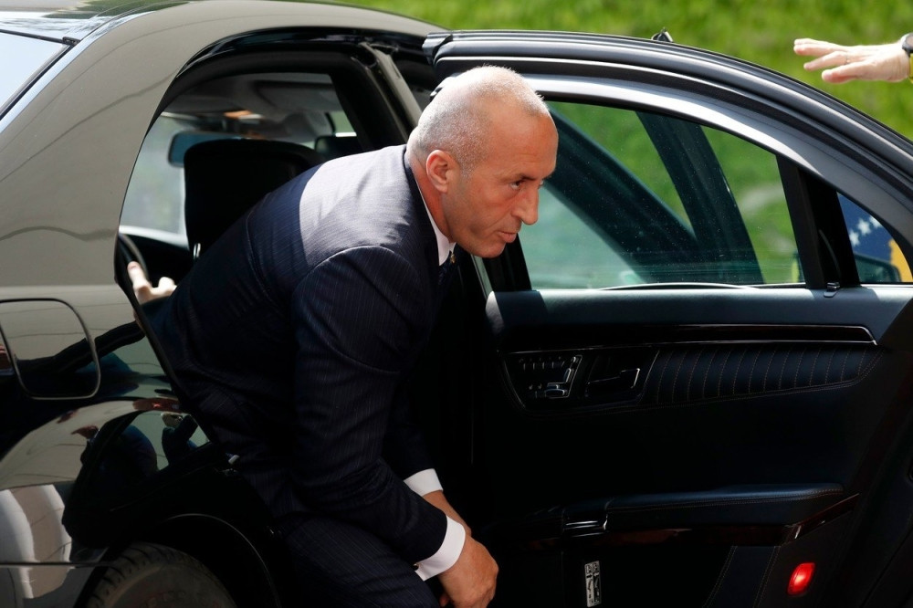 Tačijeva bratanica napala Haradinaja! "Kukavice, dezerteru!" Besni rat među moćnicima, totalno rasulo u lažnoj državi!