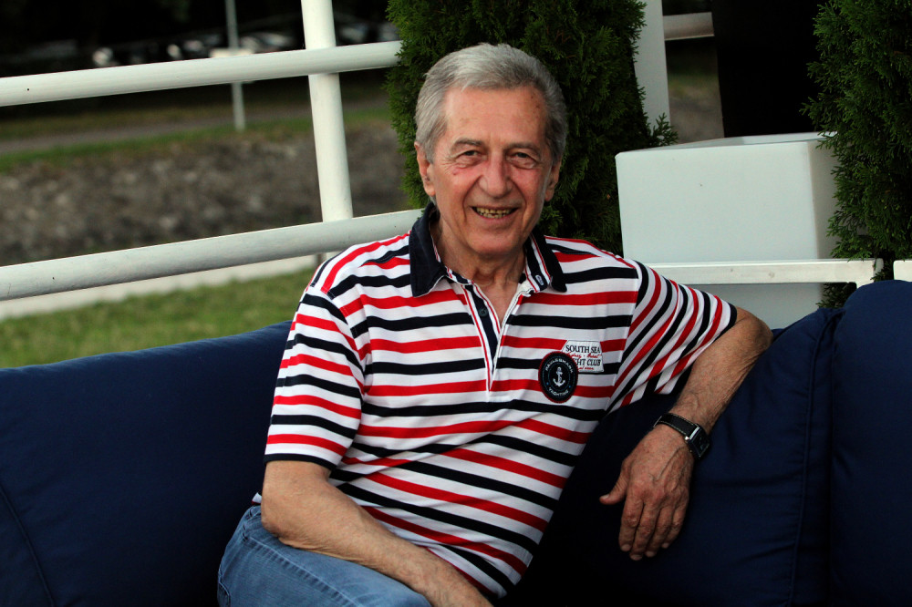 Ćerku Miroslava Ilića retko ćete videti u javnosti, a evo kako ona izgleda! Udata je za poznatog političara! (FOTO)