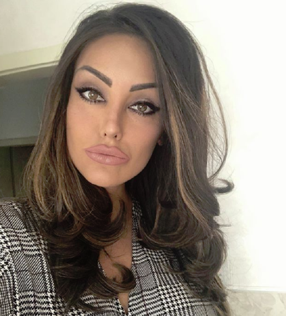 Čitava estrada se oprašta od Dijane sa suzama u očima! Svi plaču zbog smrti misice! (FOTO)