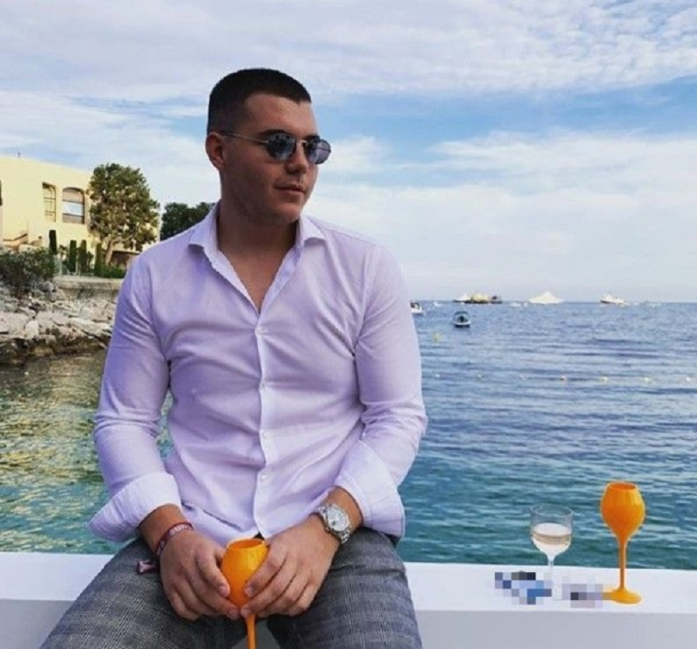 Pogledajte novu devojku Živojinovića, a znate je iz spota poznatog repera! (FOTO)