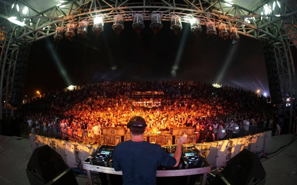 Gruzijski Echowaves ponovo spaja vodeće svetske techno zvezde i obalu Crnog mora!