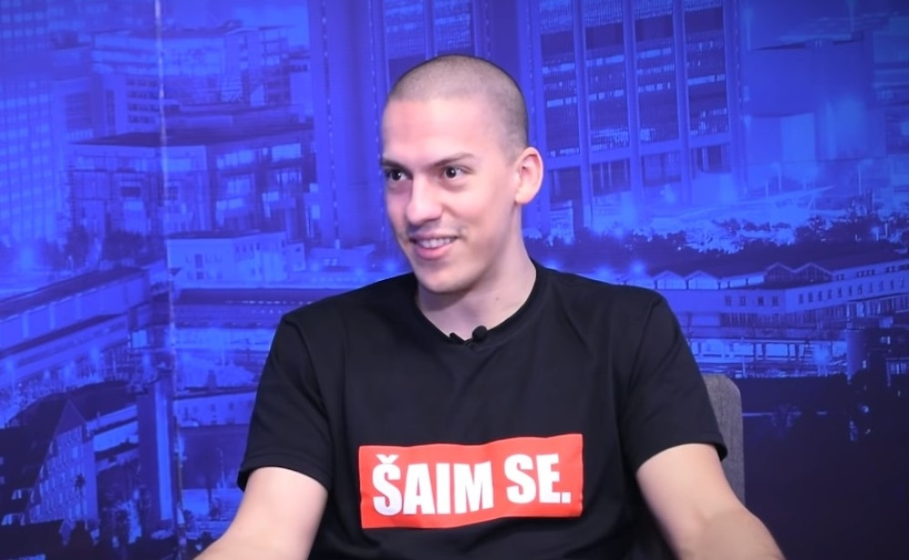 Baka Prase iznenadio dedu pa poručio: "Čuvajte svoje najstarije!"