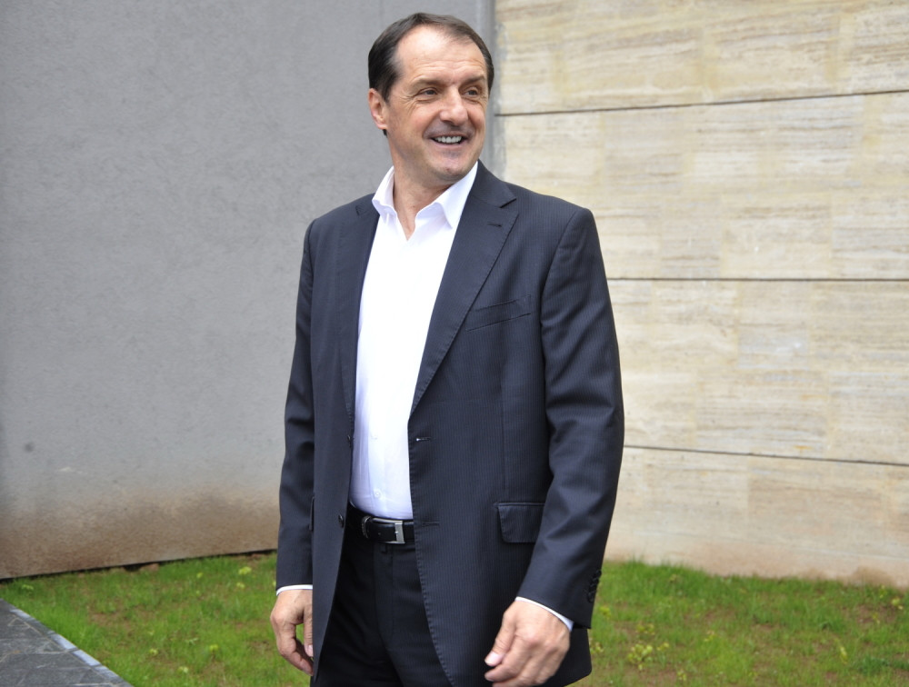 Legenda jugoslovenskog fudbala kivna na neslogu struke