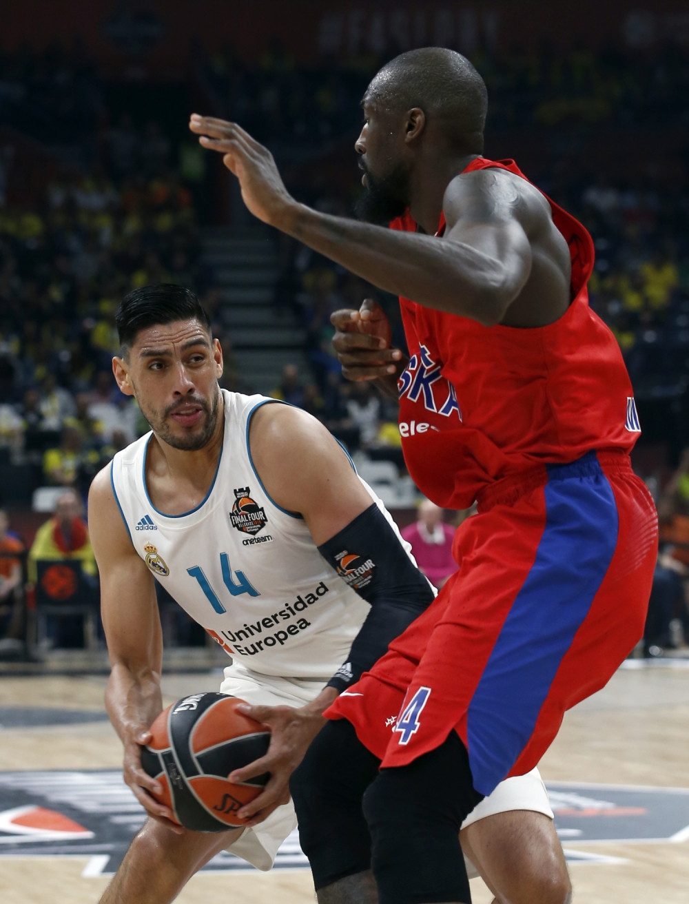 Ajon pojačao redove Zenita