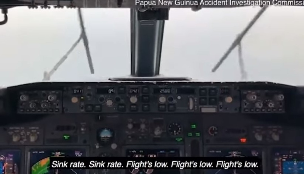 Ovako se Boing 737 srušio u Pacifik, član posade telefonom snimio JEZIV trenutak pada