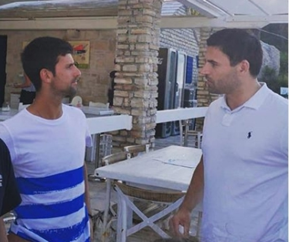 Sreo ga na plaži, malo su ćakulali, a onda mu je Bernardić prišao bliže! (FOTO)