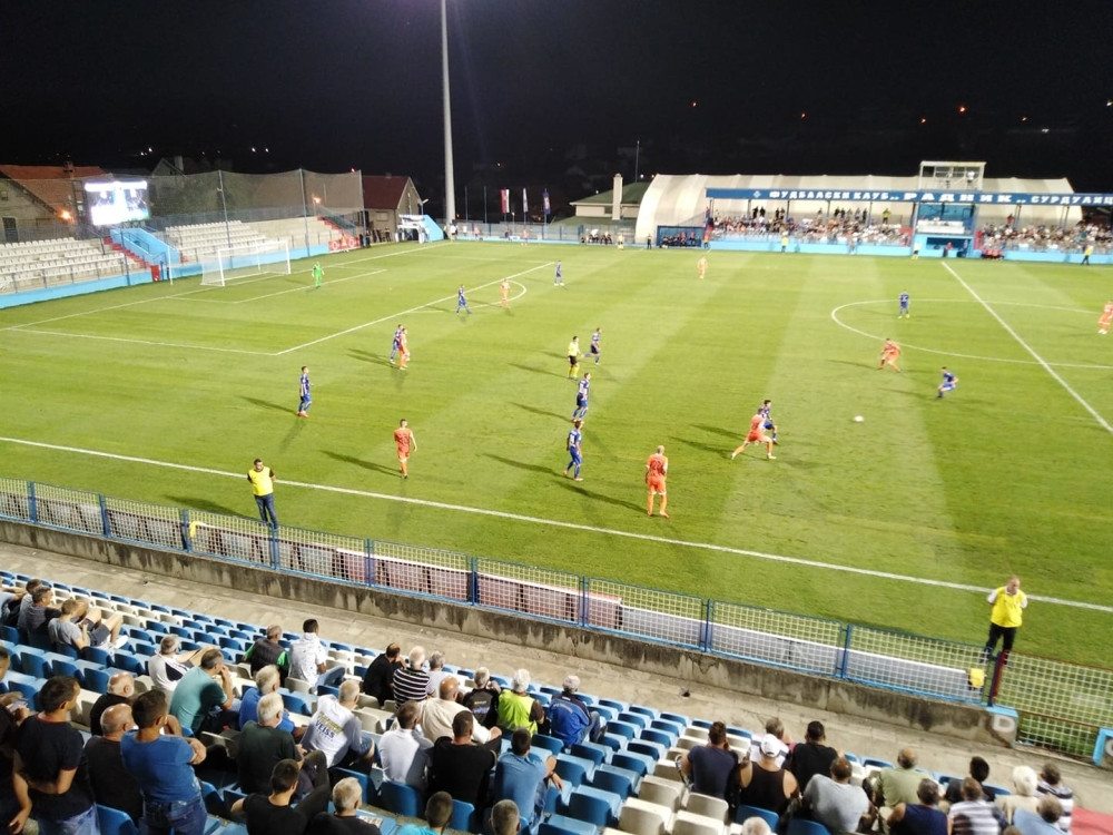 Optužnica protiv trenera za polno uznemiravanje dečaka!