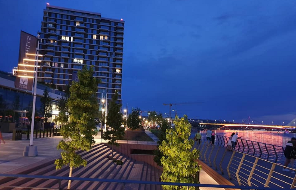 Sava promenada sinoć, novo lice Beograda! "Ne mogu da se ne setim mržnje i laži koje su o ovom projektu iznosili Đilas, Jeremić i slični prevaranti" (FOTO)