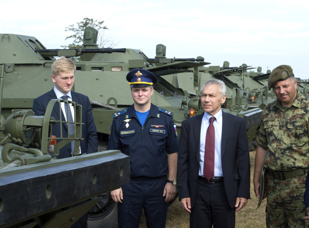 Ovako su borbene mašine iz Rusije stigle u Niš! Rumuni rekli STOJ, a onda su podignuti AVIONI!