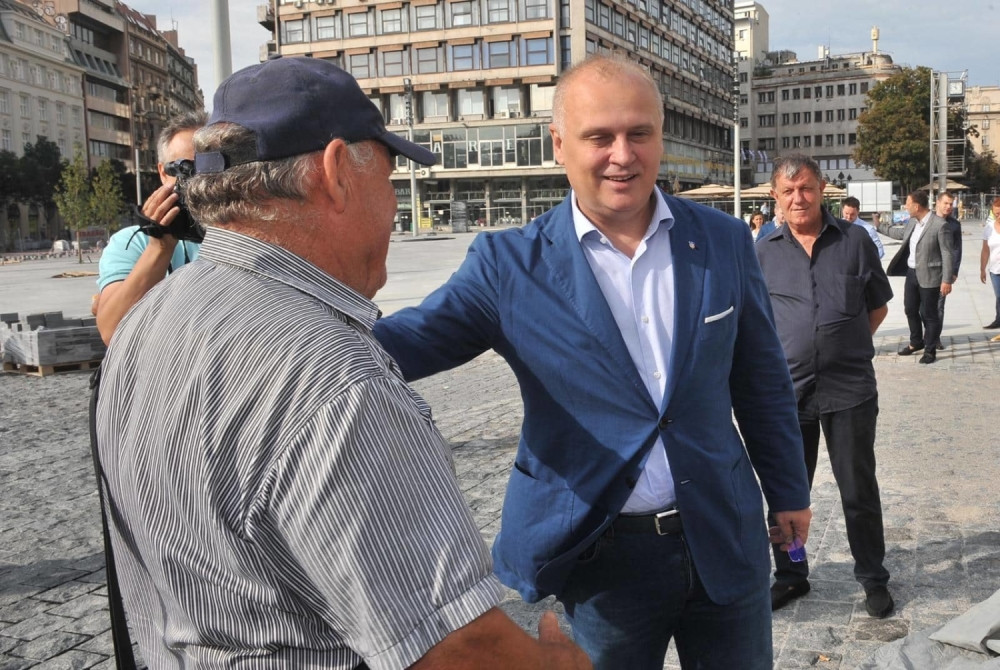Vesić pozvao građane da čuvaju svoj grad!
