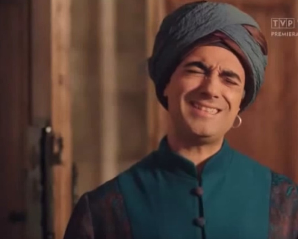 Bio je Zumbul-aga u seriji "Sulejman Veličanstveni", a danas je OPASNO DOBAR FRAJER! Ni traga od nespretnog sluge! (FOTO)