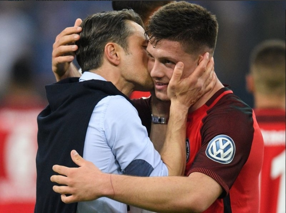 Navijač napao "fudbalskog oca" Luke Jovića, Hrvat šokiran ne može da dođe sebi!