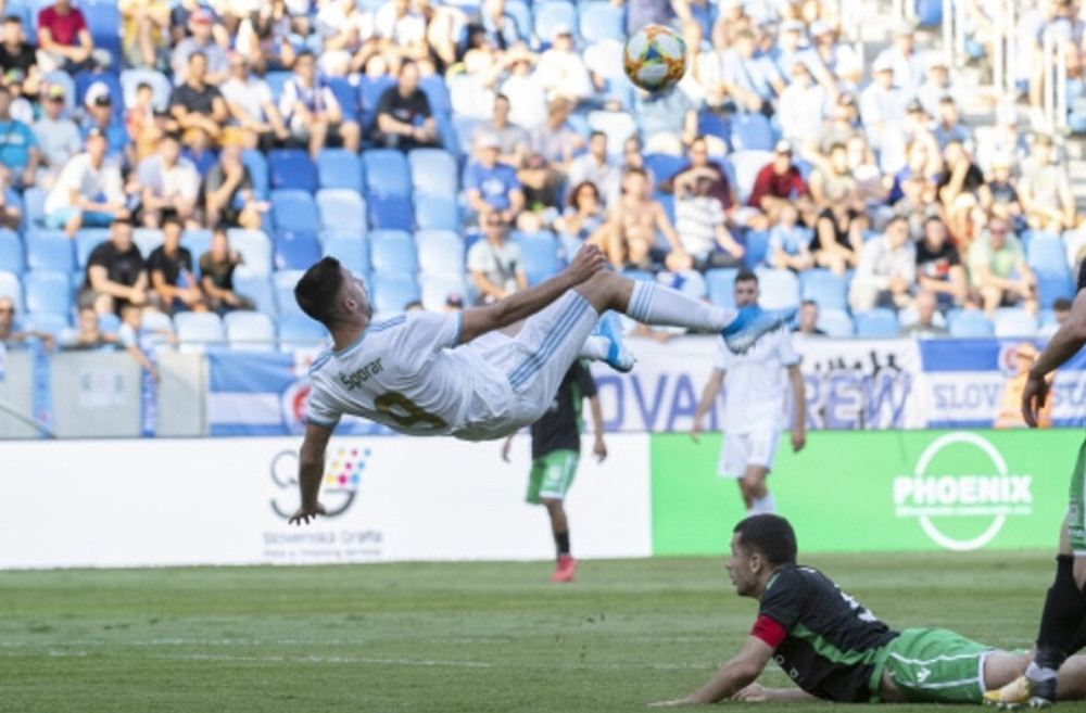 Suduva za čistu DESETKU, Slovan može bez SRBA! (VIDEO)
