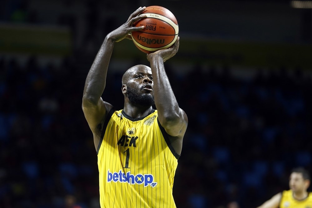 Američki košarkaš zgrožen! Ovakav položaj u Evropi nije očekivao: "Izdržavam sina, a oni me SVE VIŠE LAŽU!"