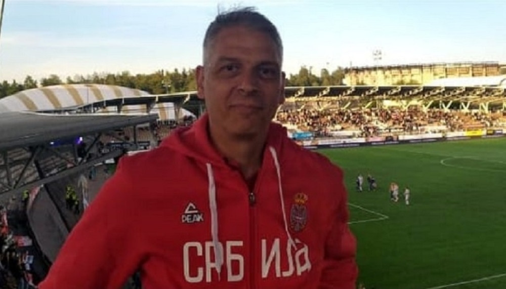 Veliki zvezdaš Vojkan Benčić bodrio Zvezdu uživo u Helsinkiju (VIDEO)