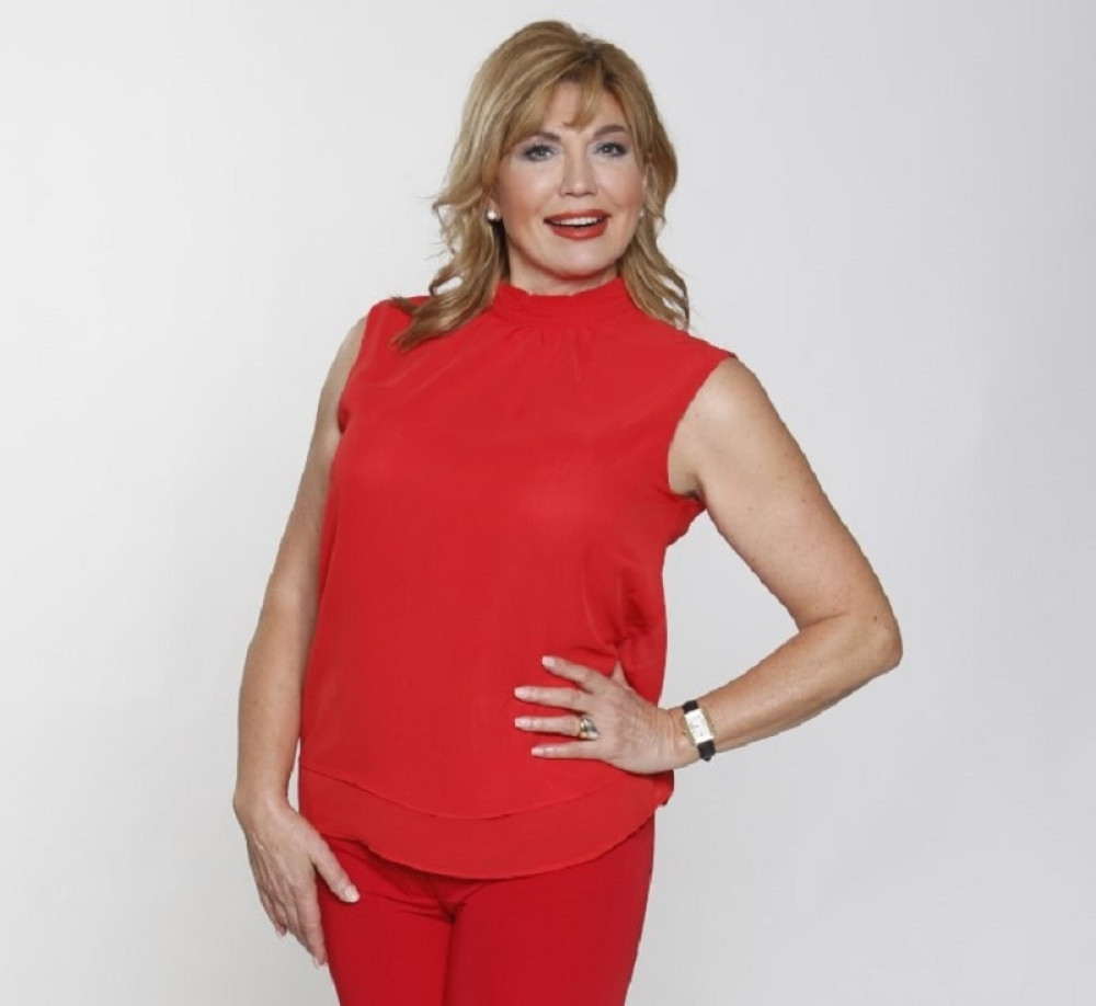 Suzana je bila S*KS BOMBA bivše Juge, ali ju je naš poznati glumac ODBIO! U sve se umešala i jedna glumica!