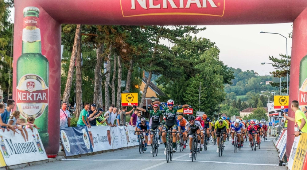 Završena kružna poluetapa u Mionici! Bobo slavio, Salvador siguran na čelu (FOTO)