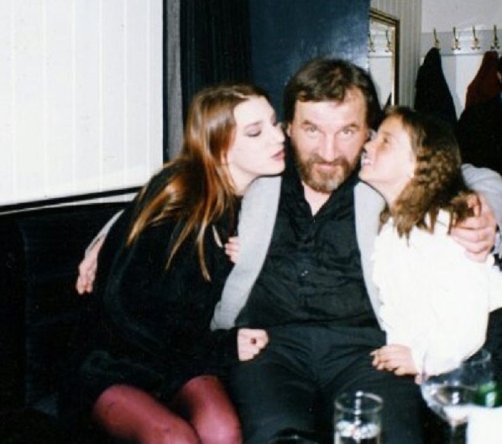 Slikala se gola za Plejboj, smuvala najvećeg zavodnika i izgleda kao BOGINJA! (FOTO)