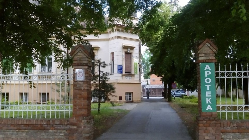 Doktor proglasio smrt žene u Kikindi, kada su došli po telo umalo da UMRU OD STRAHA! Odmah su pozvali Hitnu pomoć!