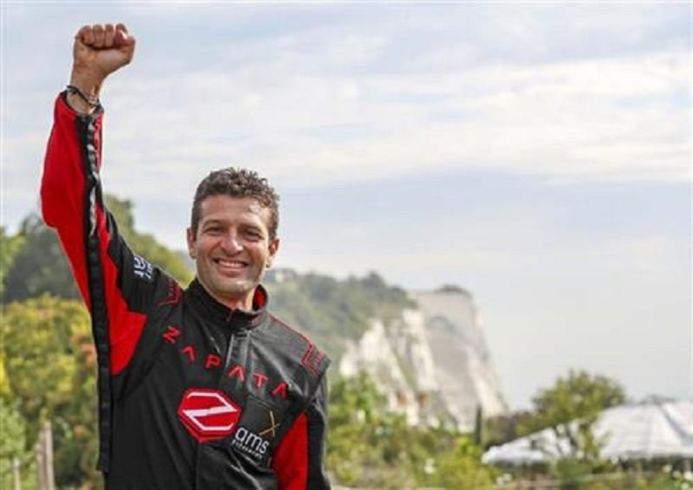 Za 20 minuta je stigao u drugu zemlju preko mora, ovo je bolje i od TELEPORTACIJE! (VIDEO)