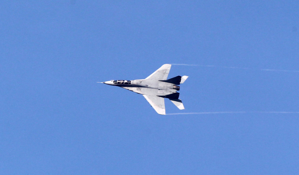 Vojni avioni nadleću Niš i jug Srbije!