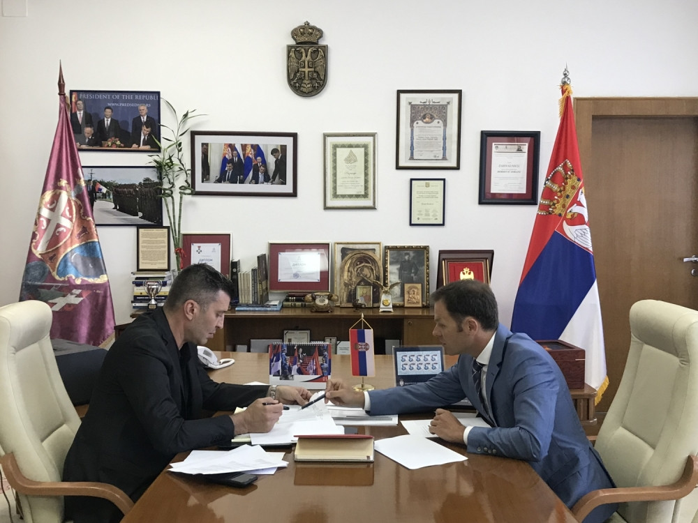 Ministri Siniša Mali i Zoran Đorđević razgovarali o povećanju minimalne cene rada