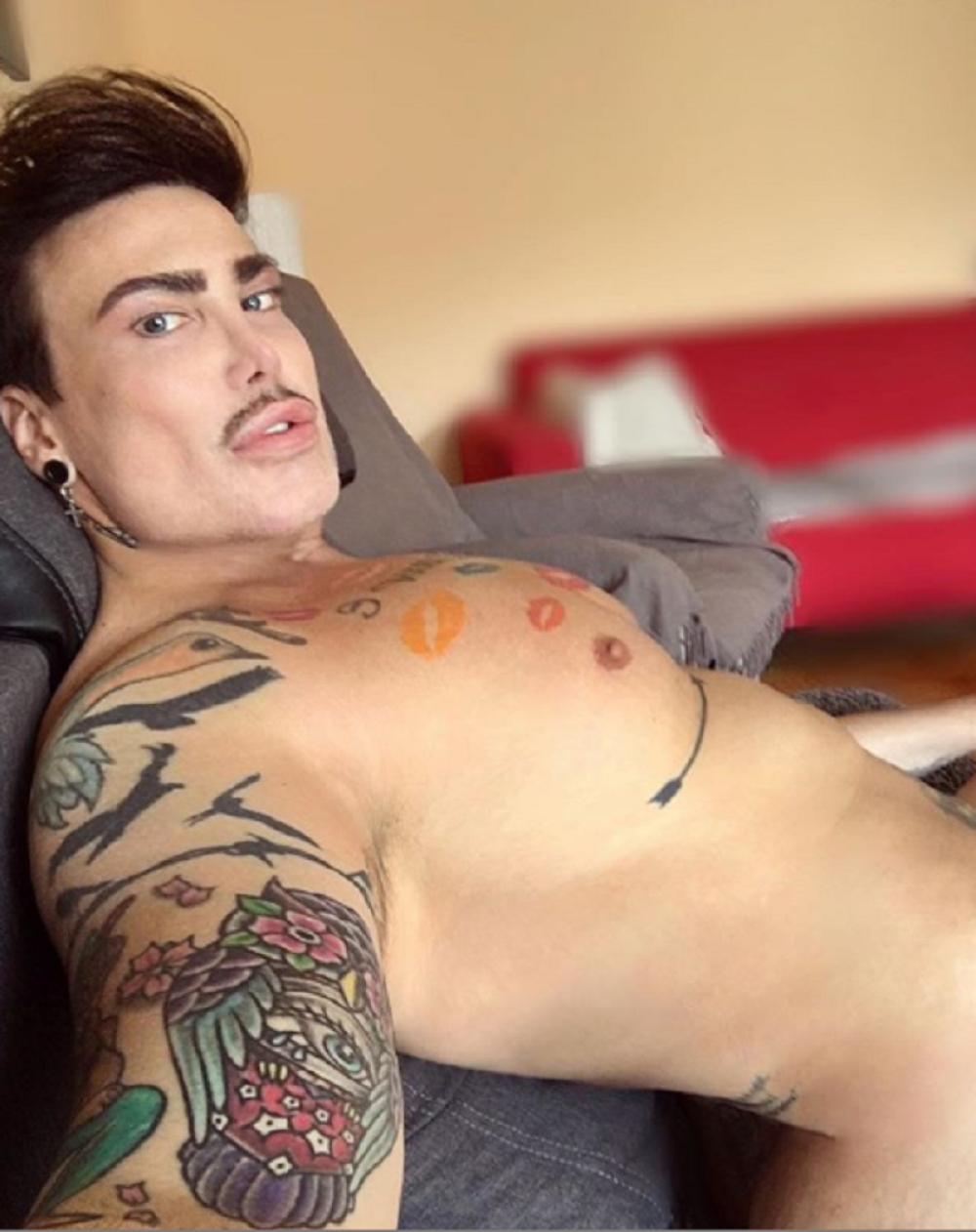 U pe*is ubrizgao silikon: Učesnica nije znala šta je snašlo! (FOTO/VIDEO)