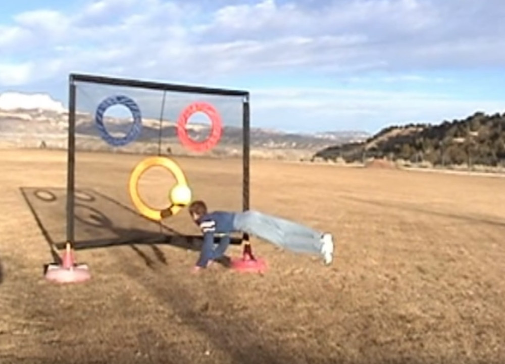 Kakvi bre Englezi, zna se ko je izmislio najlepšu igru - KINEZI! Pravila "loptanja" jednostavna, noge, glava, nema s rukama, slično kao danas (VIDEO)