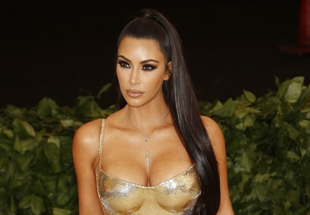 Sestre Kardašijan su PRE OPERACIJA izgledale kao PROVINCIJALKE! Pašće vam vilica kada vidite razliku! (FOTO)