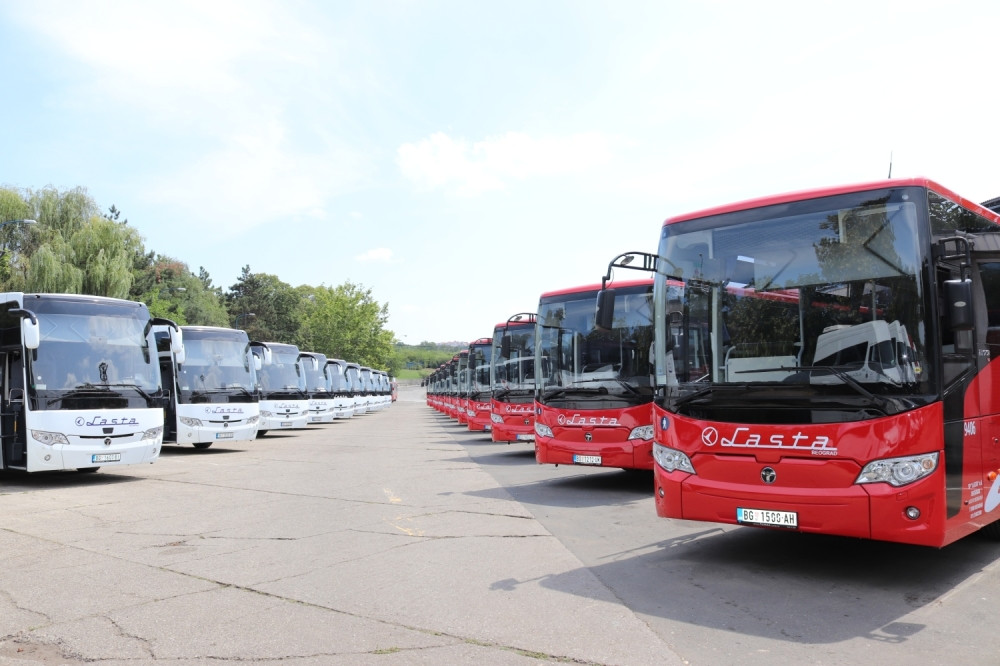 Lasta predstavila 30 novih autobusa