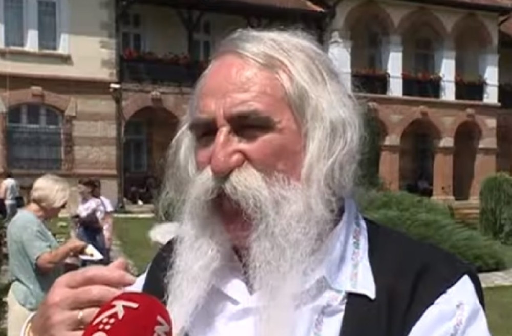 Zoran iz Niša je treći put pobedio na neobičnom takmičenju! Kad tek čujete koliko puta može da obmota... (FOTO)