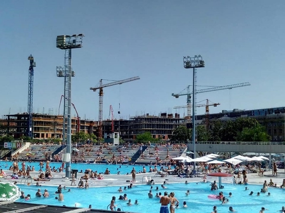 "Bastaću neće pomoći ni N1, ni Ćulibrk, ni Slobodna Evropa, ni Danas" (FOTO)