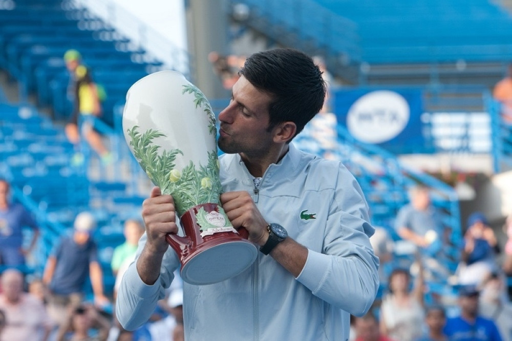 Novak kreće u odbranu Sinsinatija! Zna se i kad danas izlazi na teren!